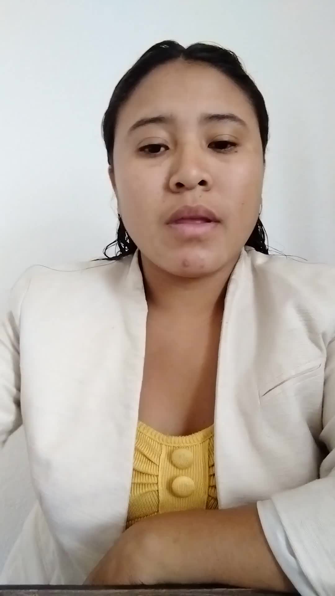 Noemí R. candidate video thumbnail