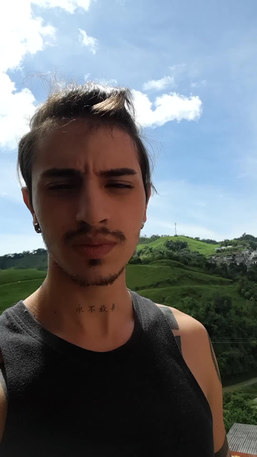 Eduardo Patiño video thumbnail