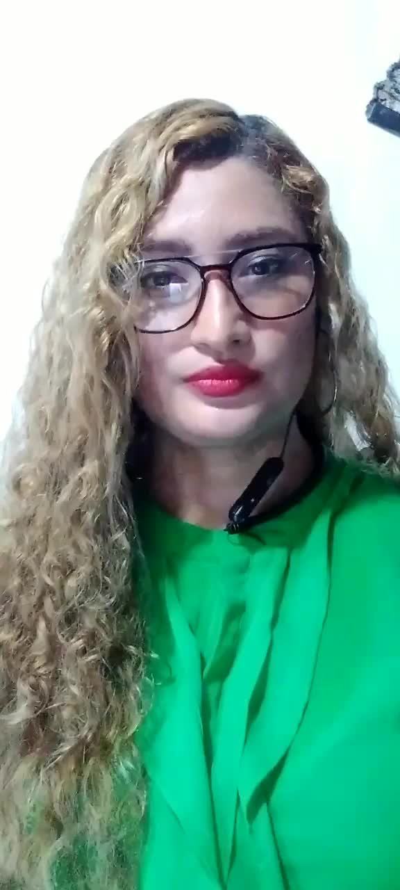 LAURA PEREZ video thumbnail