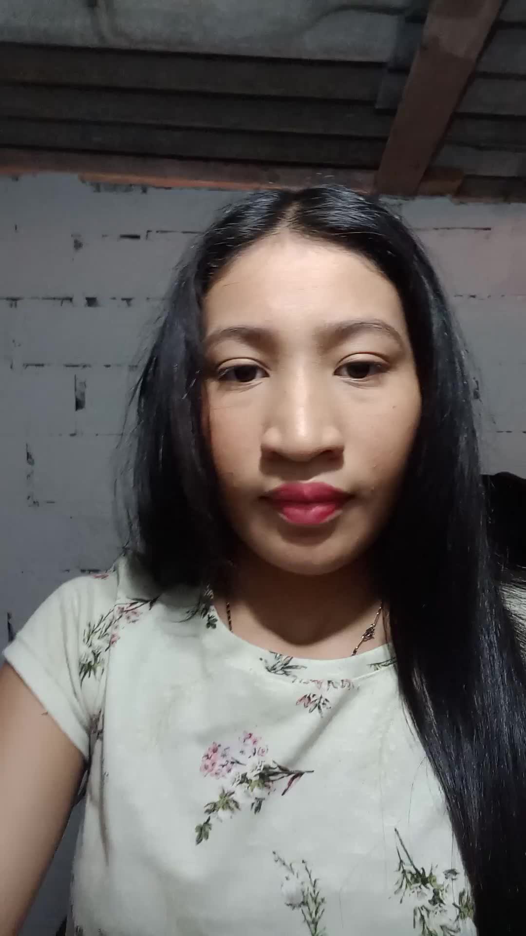 María video thumbnail
