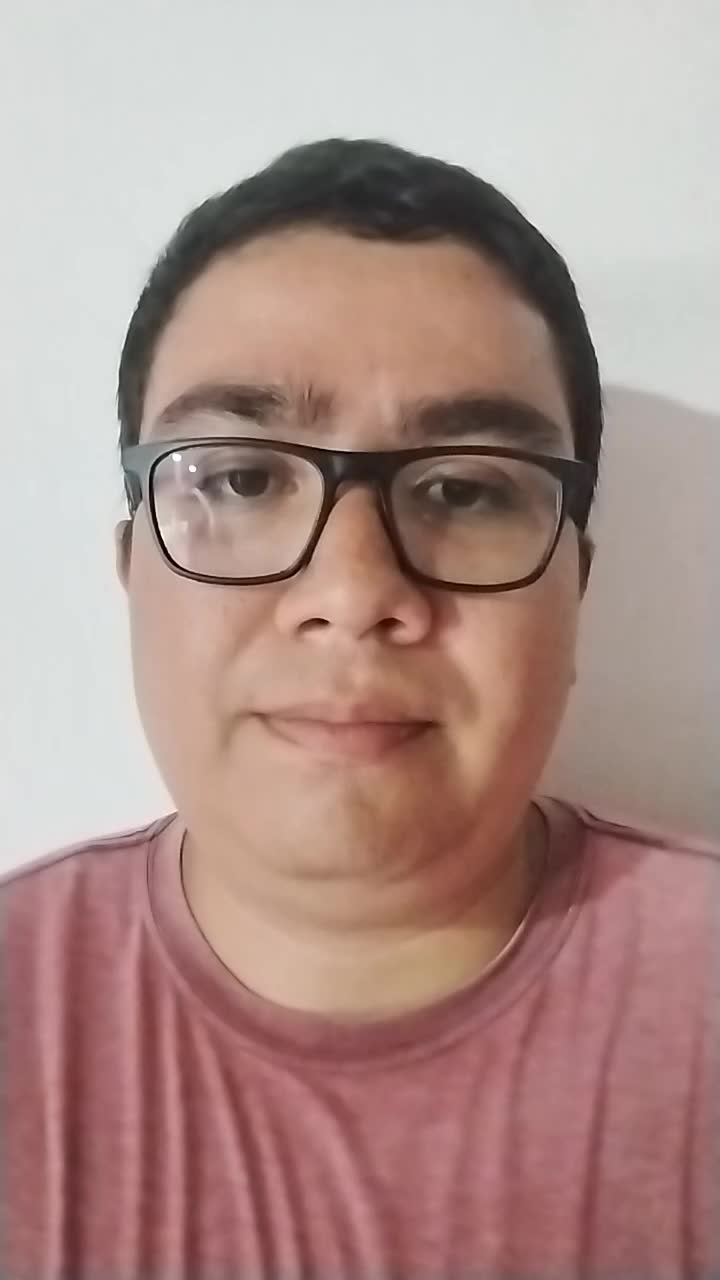 Rodrigo C. candidate video thumbnail