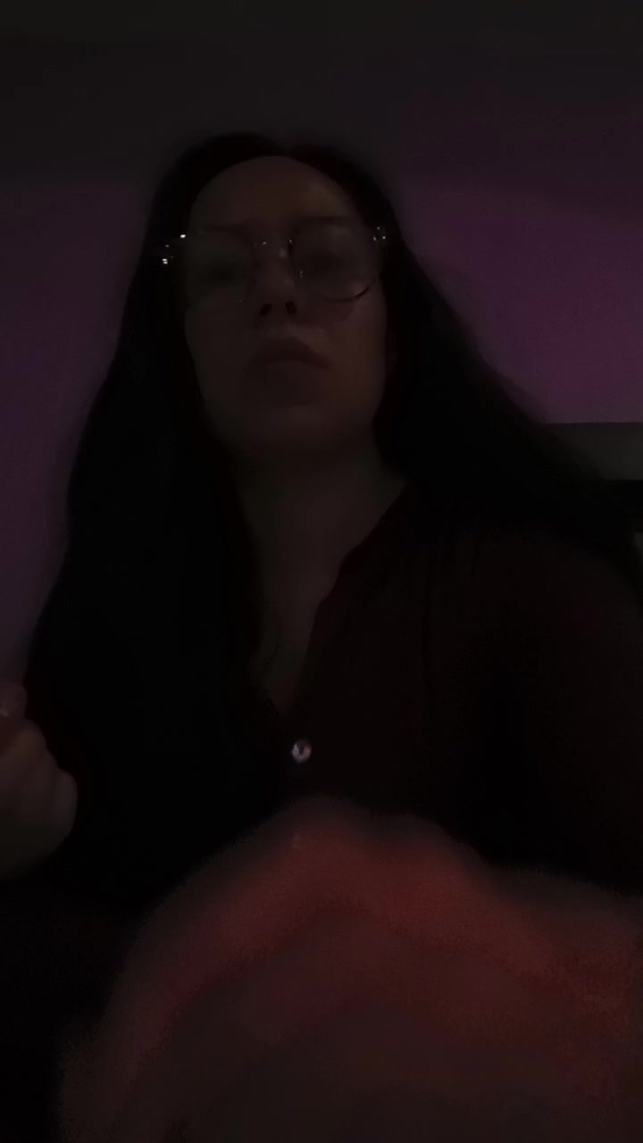 Thalía G. candidate video thumbnail