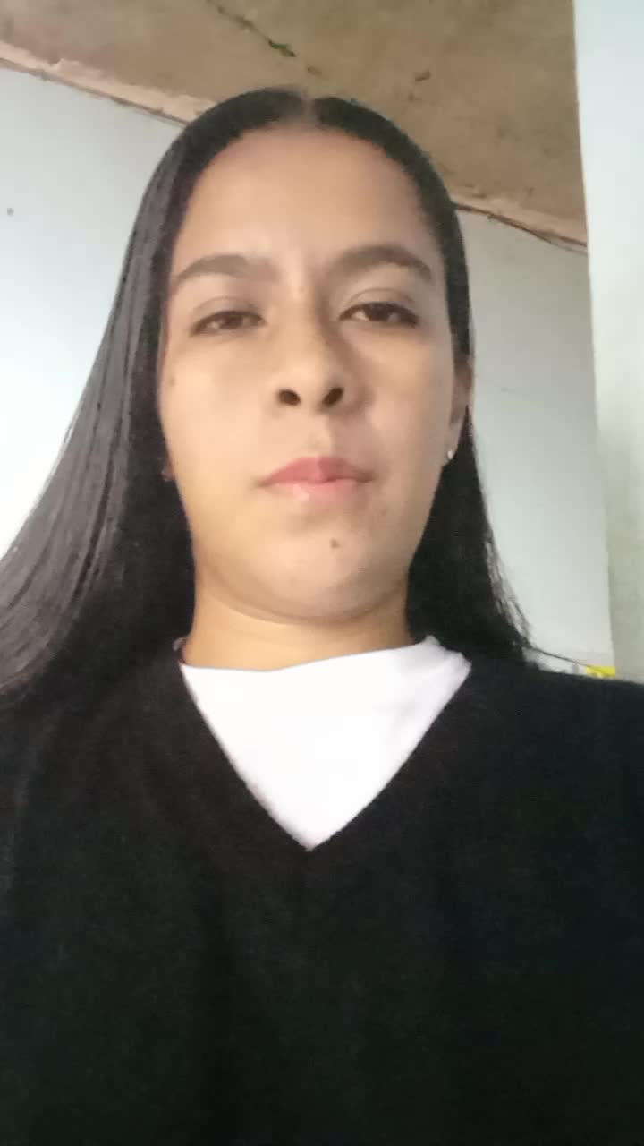Alejandra F. candidate video thumbnail