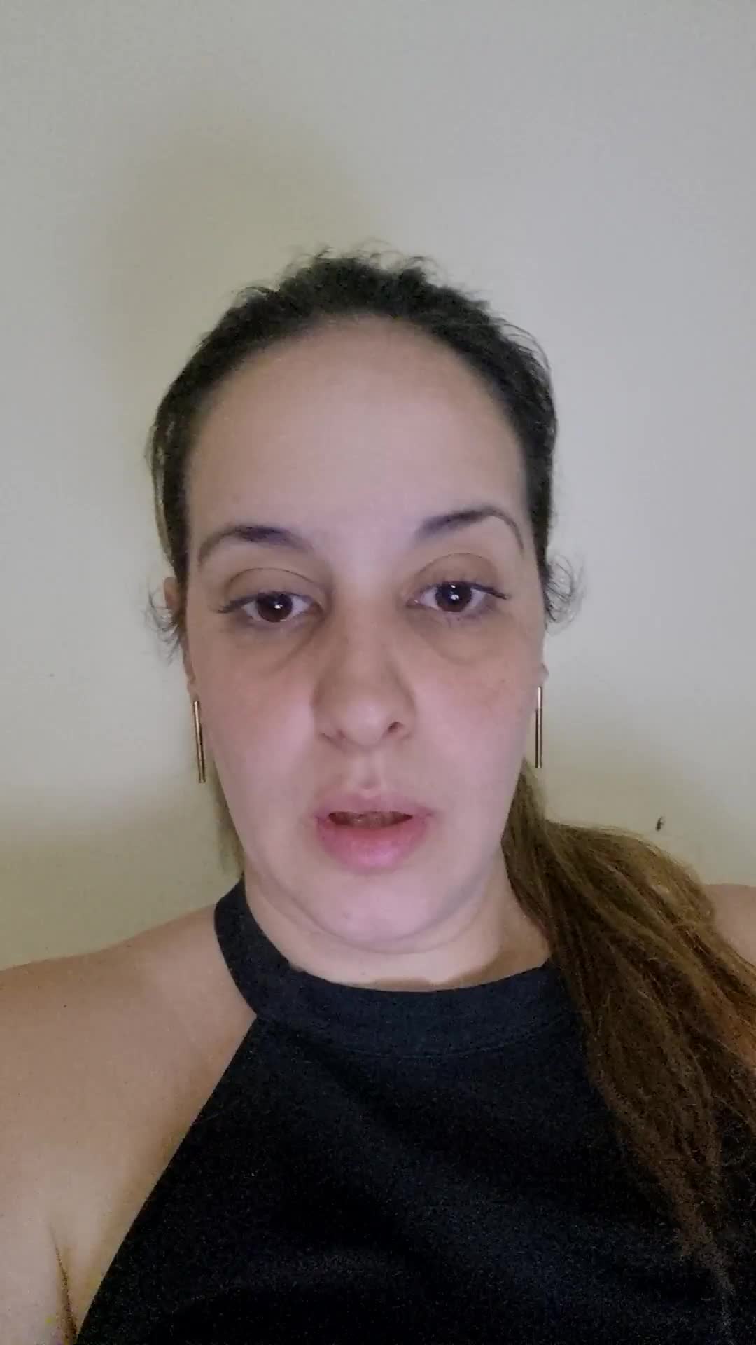 Ana gomez video thumbnail